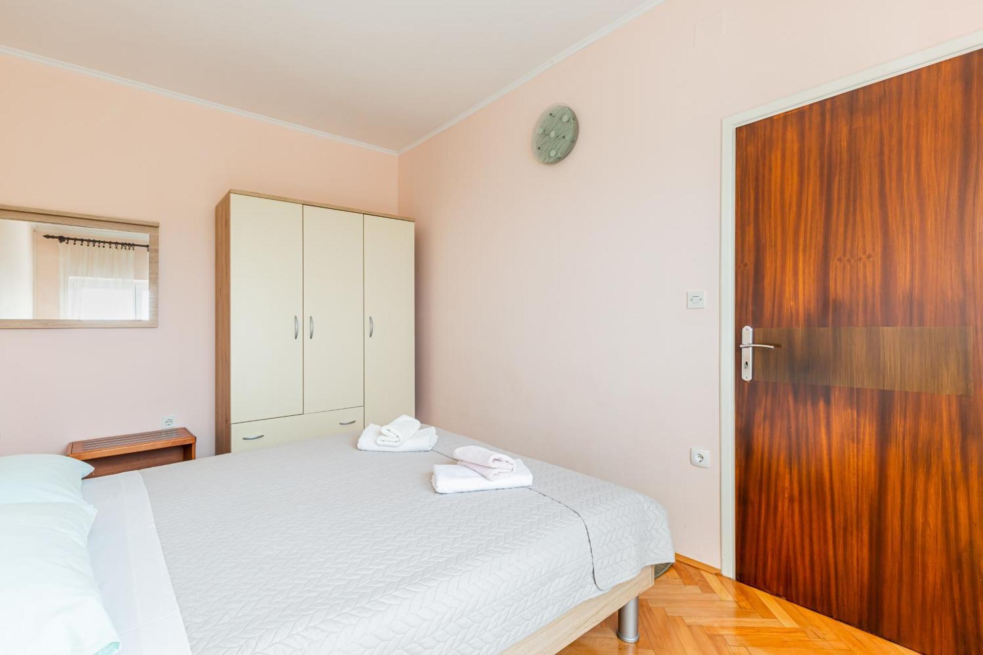 Apartments With A Parking Space Brsec, Opatija - 7796 Martina Room photo